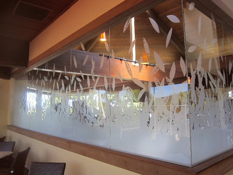 Decorative glass film in a restaurant